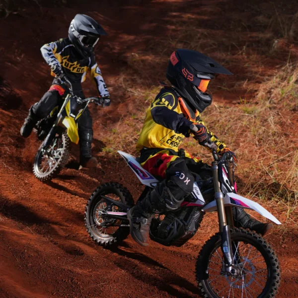 SurRon Hyper Bee Youth Electric Dirt Bike (Pink) - Image 3